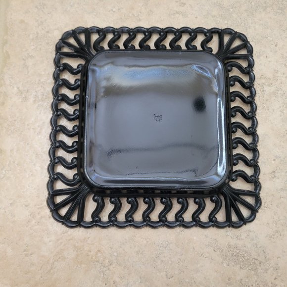 Westmoreland Black Amethyst Glass Square Plate - Picture 7 of 12